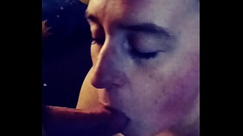 Amatuer blonde throat fuck