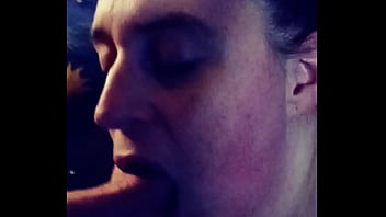 Amatuer blonde throat fuck