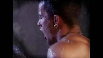 A perfect body to fuck under the rain