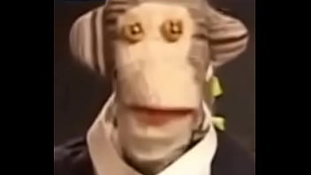 Me Masturbo Con Los Boxers De Mi Amigo Y Se Da Cuenta thumbnail