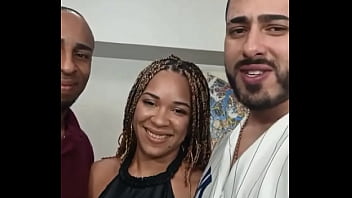 Mais uns vídeosinhosdo jeito que vc gosta com lua baiana léo skull negro top