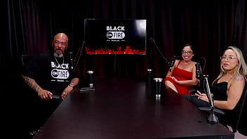 Nunca fez sexo anal por medo precisa sentir muito tesão pra liberar foi conhecer portugal e se assusta com vídeos hard aninha e renatinha watch sheer red