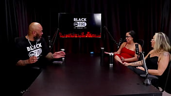 Nunca fez sexo anal por medo precisa sentir muito tesão pra liberar foi conhecer portugal e se assusta com vídeos hard aninha e renatinha watch sheer red