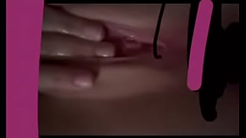 Slutty woman squirts