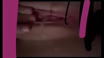 Slutty woman squirts