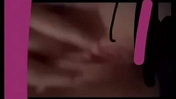 Slutty woman squirts