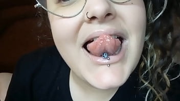 Sweet Thin Lips With Gloss thumbnail