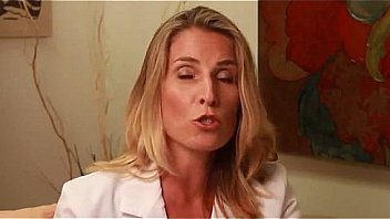 How to properly use sex toys