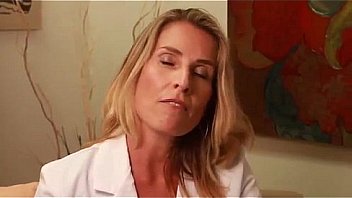 How to properly use sex toys