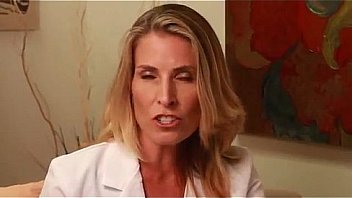 How to properly use sex toys