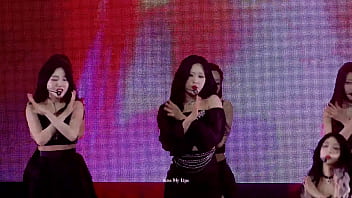 Loona Tokyo Concert 202333 thumbnail