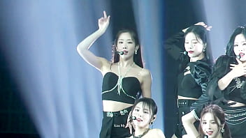 Loona Tokyo Concert 202333 thumbnail