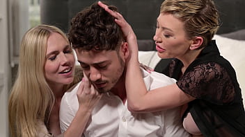 Free scene frisky flatmates chapter 1 bi babes rebel rhyder and aidra allure tease each others holes gp3115