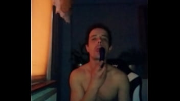 Film Weryfikacyjny Z Podnieconym Młodym Chłopcem Gotowym Na Zabawę Na Całego Chce Poczuć Anala thumbnail