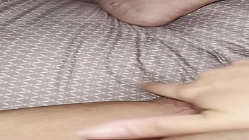 Roxycrimson soaking wet squirting pussy can you hear it