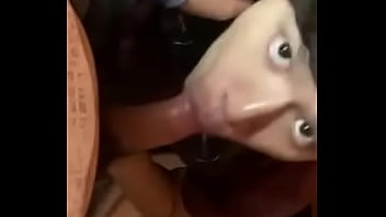 Salí A Comprar Unos Suministros Al Plaza Vea Pero De Pronto Me Dio Ganas De Ir Al Baño Dentro Un Hombre Me Hacía Seña thumbnail