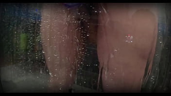 Spied on my chubby roomate trying her new toy in the shower almost dropped my phone trying to not get caught
