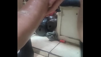 Huge hankeys dildos on fucking machine