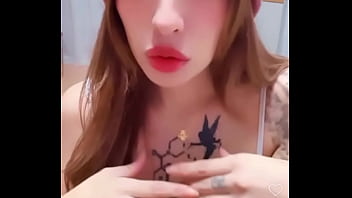 I'm in the mood for pink today