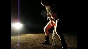 Bdsm Une Nuit Froide thumbnail