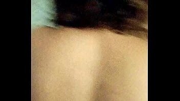 Su marido le pega y me busca a mi