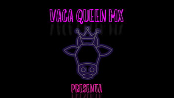 Siendo controlada usando mi juguete