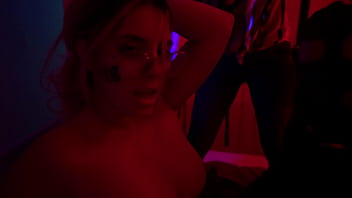 My stepsister is so hot i cant believe