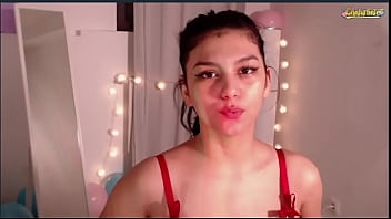 Latina tetona sabrosa en 14 de febrero