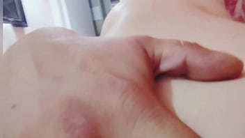 Flaca le provocan dolor anal Flaca le provocan dolor anal