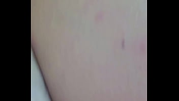 Kalena mitrak dei para o mecânico e tomei leitinho na sala de ferramentas da oficina