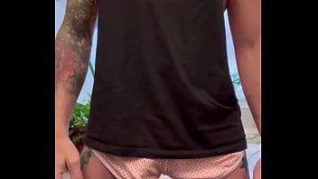 Love getting spoiled and freeballbball1 did just that he likes showing me off out these sexy shorts couldn