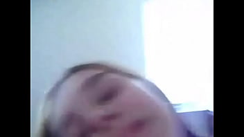 Novinha mostrando a bucetinha deliciosa Novinha mostrando a bucetinha deliciosa