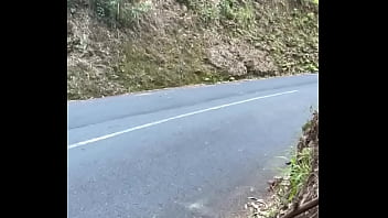 Novinha alemã acelerando