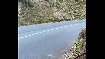 Novinha alemã acelerando