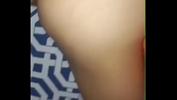 Me encanta como se lo meto mientras le cuenta como le fue al pndj del novio