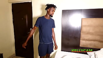 Sweet booty pussy to suck and squirting like lagoris water