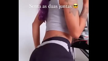 Horny Huge Ass Amature Fuck Find Her Here Dxxntk thumbnail