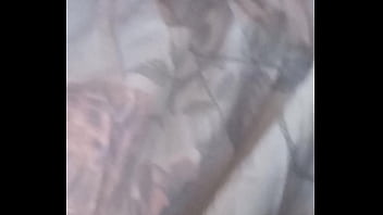 Gostosa na rede querendo ir pra cama Gostosa na rede querendo ir pra cama