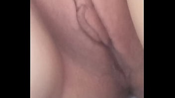 Gostosa na rede querendo ir pra cama Gostosa na rede querendo ir pra cama