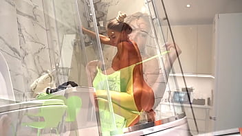 Stepmom monika fox sucks a big cock