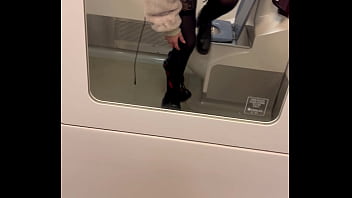 Bien plus à l’aise comme ça tu veut en voir rejoint moi