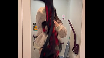 Bien plus à l’aise comme ça tu veut en voir rejoint moi