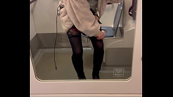 Bien plus à l’aise comme ça tu veut en voir rejoint moi