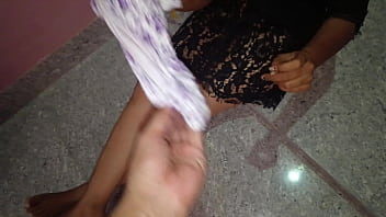 Bhabhi k penty lane k badle chut mang li