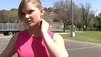 Longtime friends share their first lesbian sex and clit licking