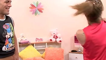 Longtime friends share their first lesbian sex and clit licking