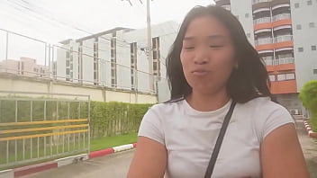 Girl from the streets told me im ugly and that i couldnt book her