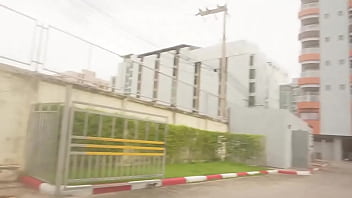 Girl from the streets told me im ugly and that i couldnt book her