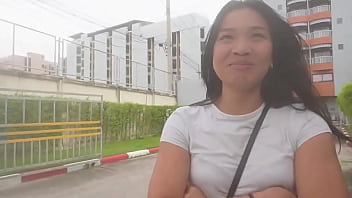 Girl from the streets told me im ugly and that i couldnt book her