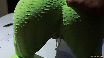 Milf gostosa faz treino intenso com seu personal trainer fodendo forte fabi drumond